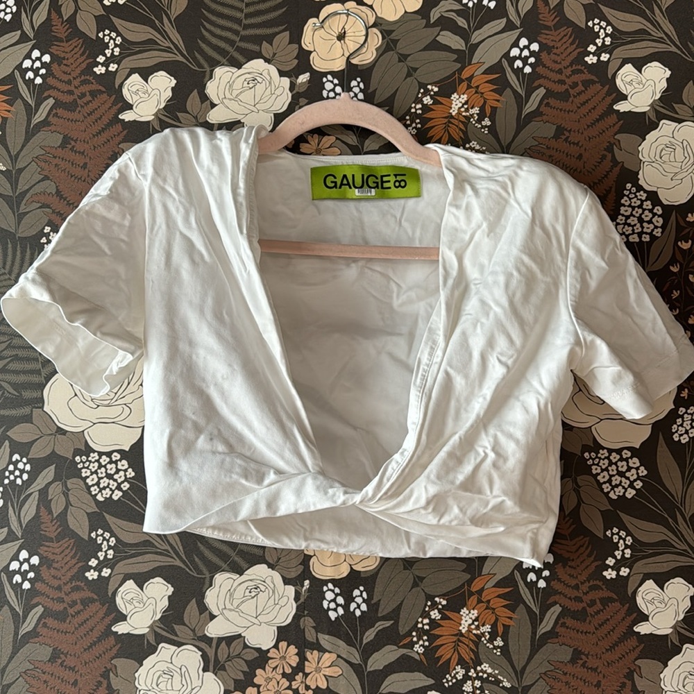 gauge81 keila front twist crop in white size small - Picture 5 of 9